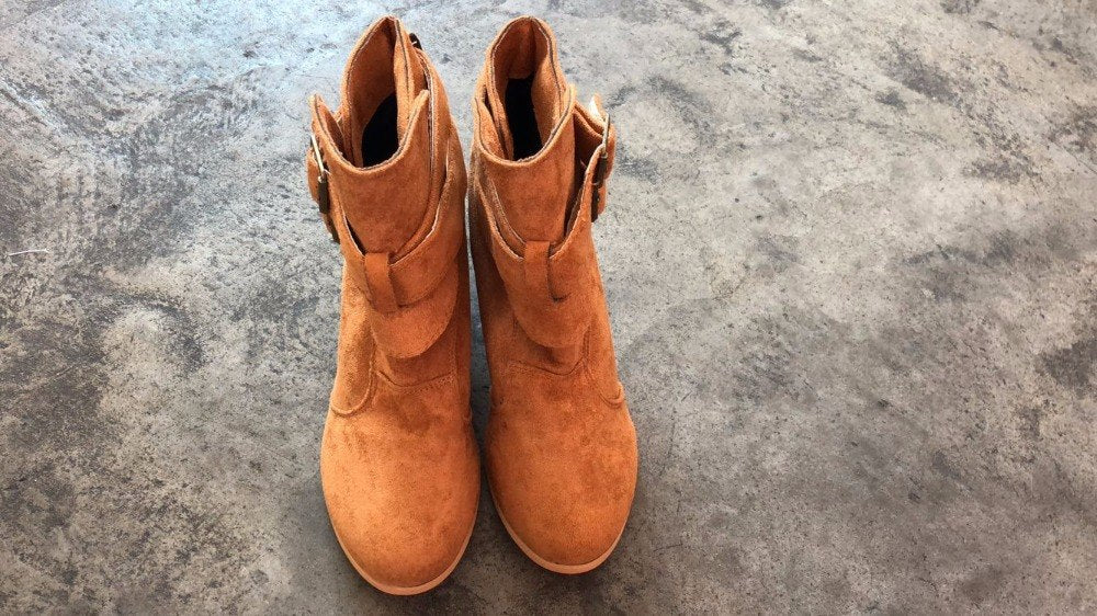 Comfortable Mid-Heeled Ankle Boots for Everyday Wear