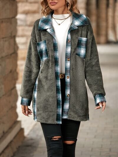 Plaid Contrast Coat with Dropped Shoulders – Stylish & Cozy