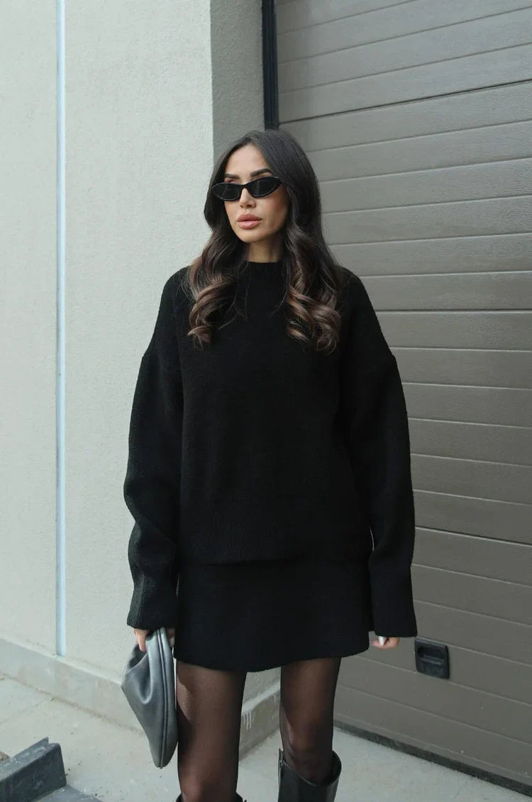 Stylish Two-Piece Skirt Suit – Top and Skirt Set for Women